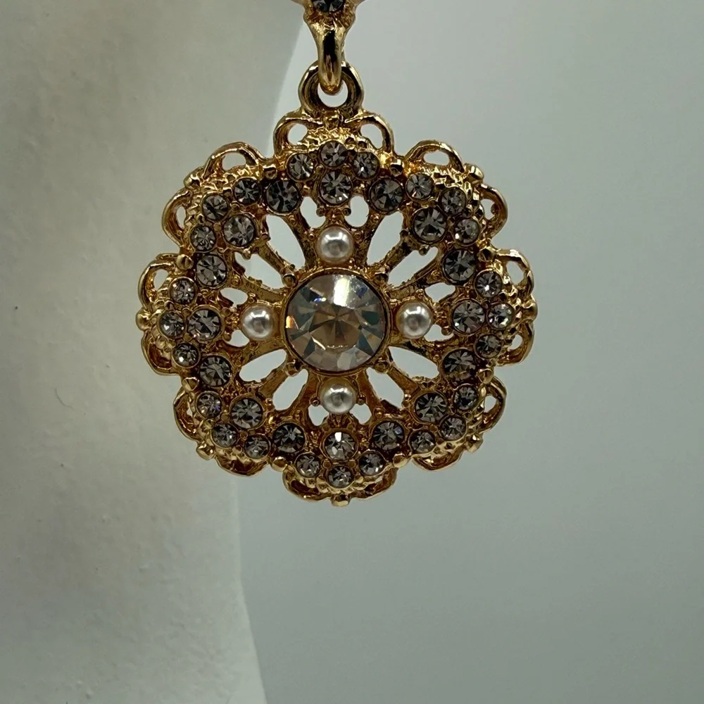 Marchesa Elegant Gold Cameo Rose Drop Earrings w/ Pearls & Crystals - Picture 13 of 16